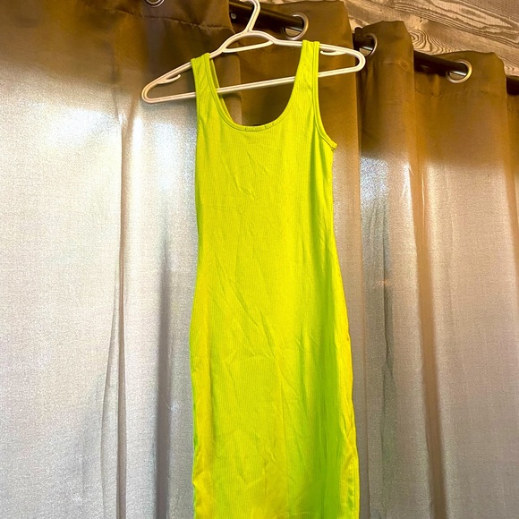 Neon green maxi dress - Picture 1 of 2